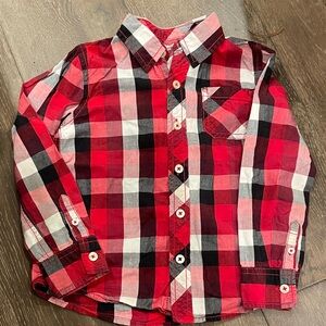 Arizona Jean Company Red Plaid Button Down Shirt